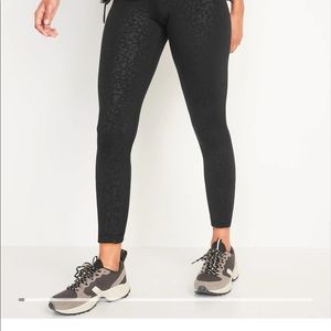 Old navy active dry leggings